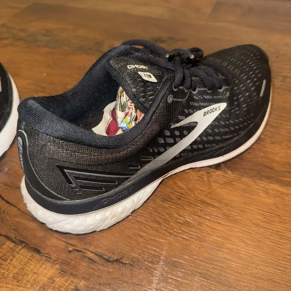 Brooks Ghost 13 Women's Running Shoes - Black/White, Size 8.5